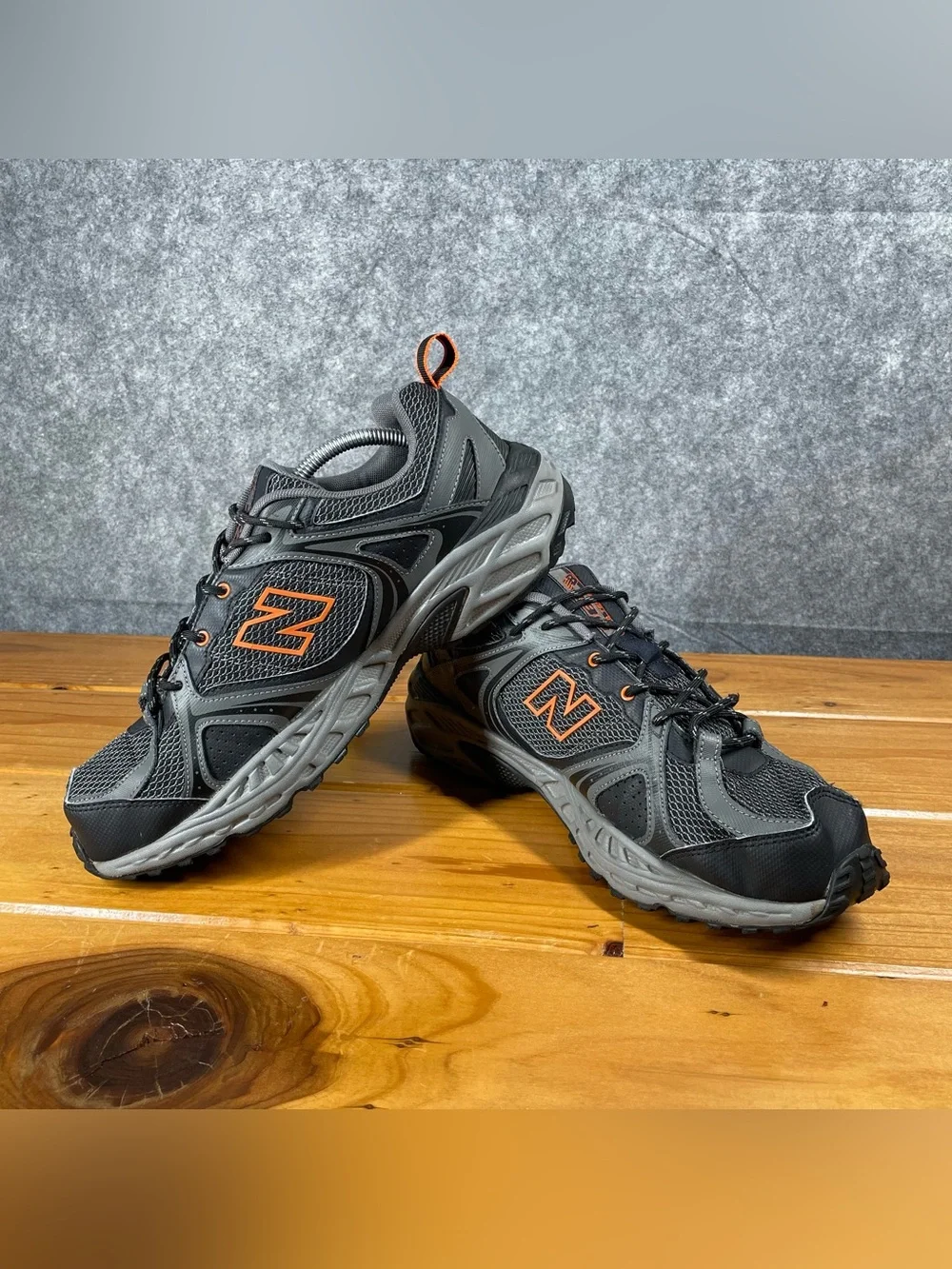 New Balance 481 V2 All Terrain Mens 12 2E Wide Gray Orange Trail Shoes MT481BO2